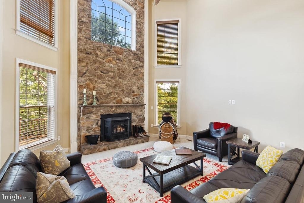 17205 Dewpoint Place - Photo 13