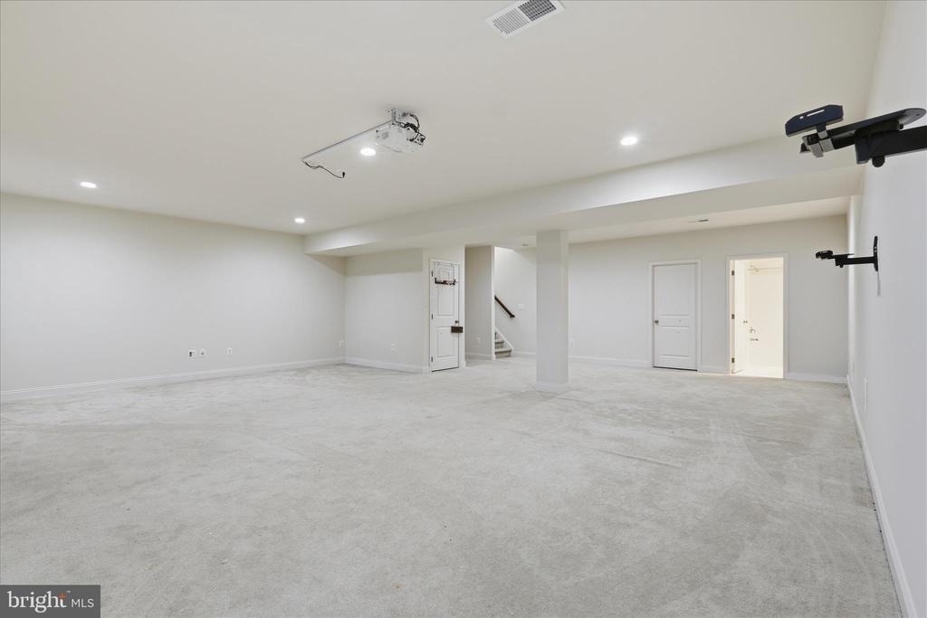 23359 Bymes Mill Terrace - Photo 17