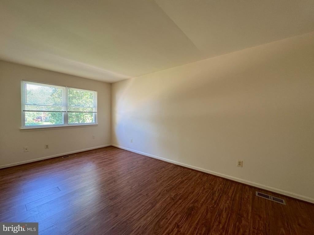 9773 Hagel Circle - Photo 11