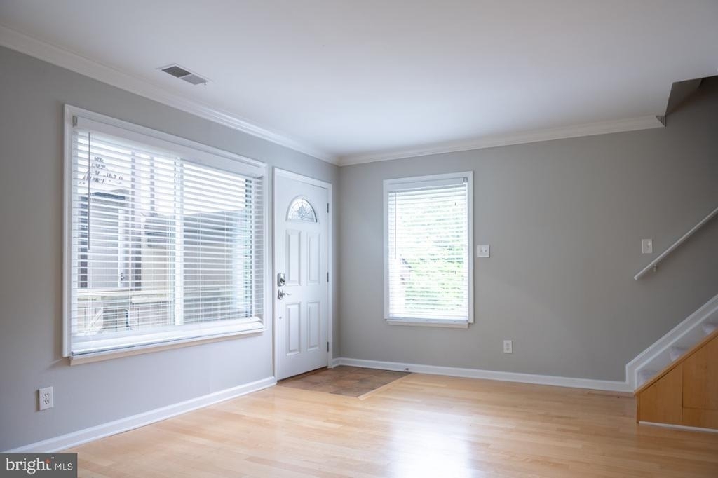 1640 Westwind Way - Photo 7