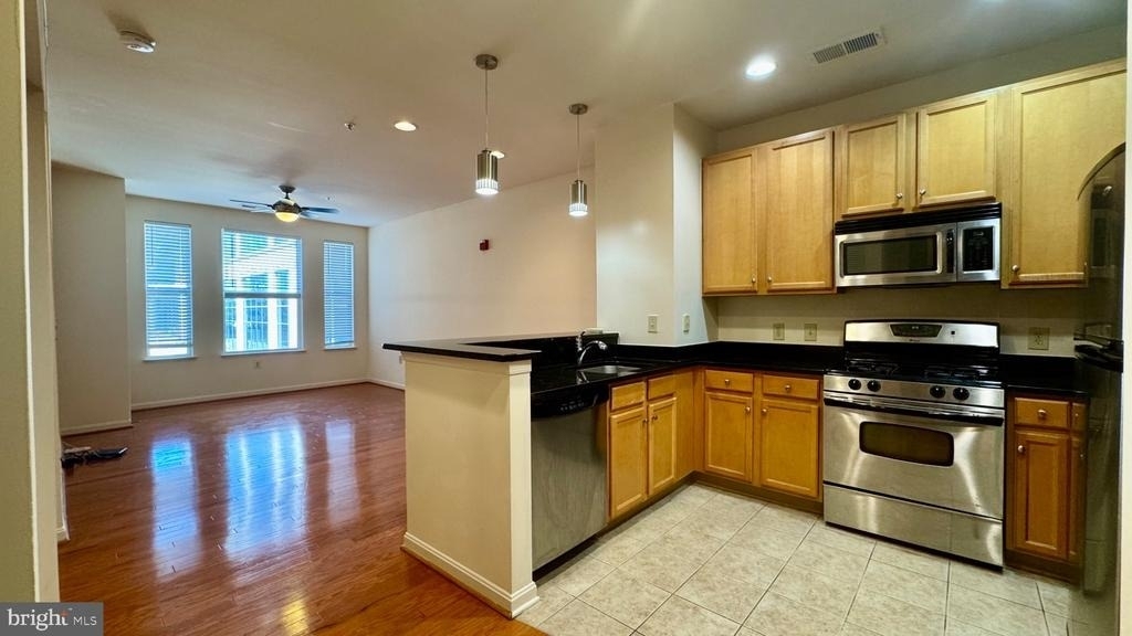 2665 Prosperity Avenue - Photo 16