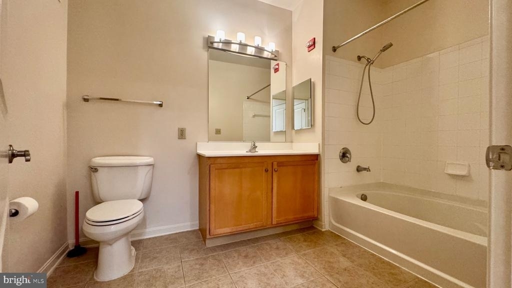 2665 Prosperity Avenue - Photo 21