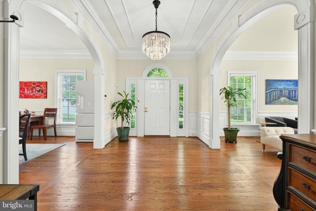 9860 Palace Green Way - Photo 4