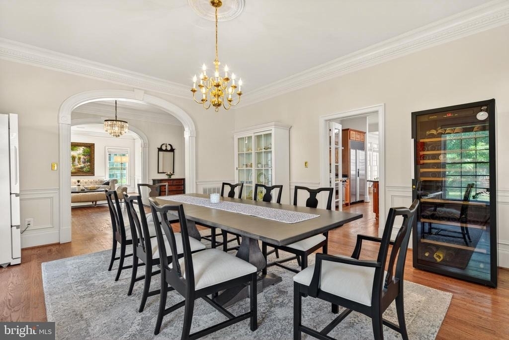 9860 Palace Green Way - Photo 21