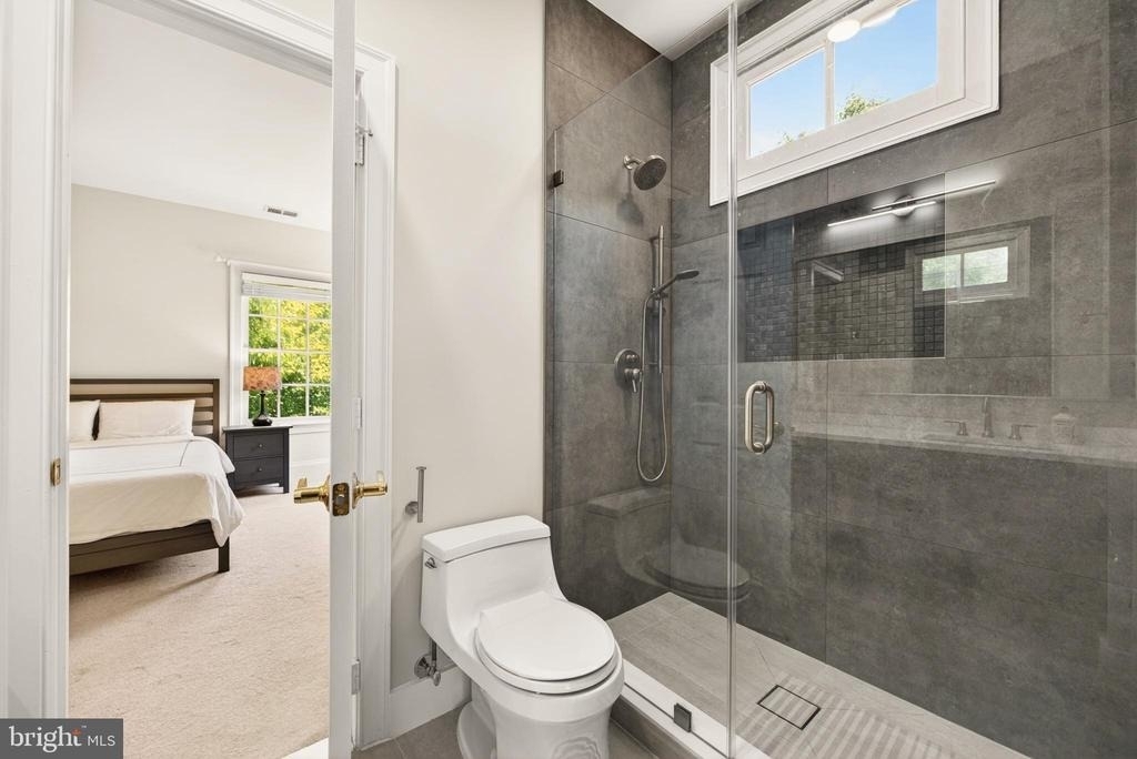 9860 Palace Green Way - Photo 41