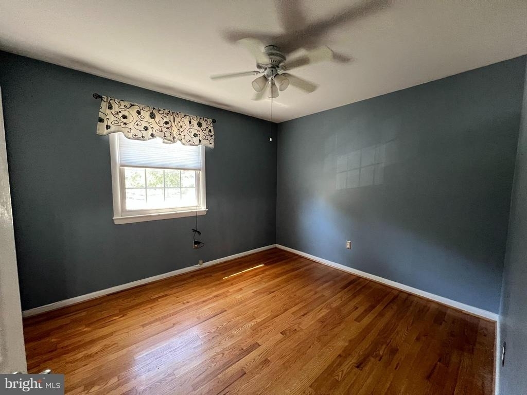 8407 W Boulevard Drive - Photo 11