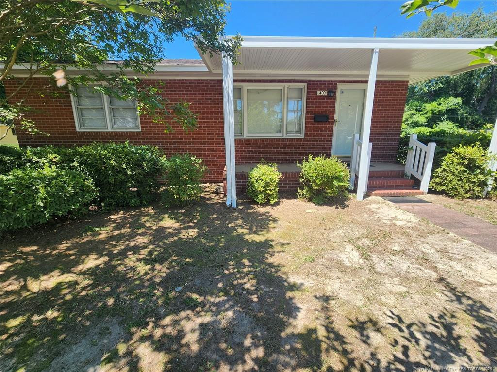 400 Roxie Avenue - Photo 0