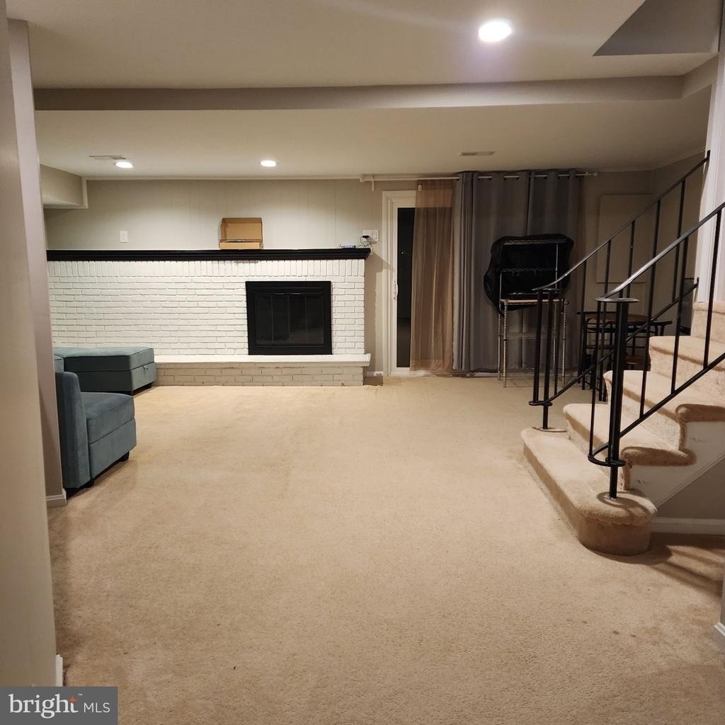 9016 Okeith Court - Photo 9