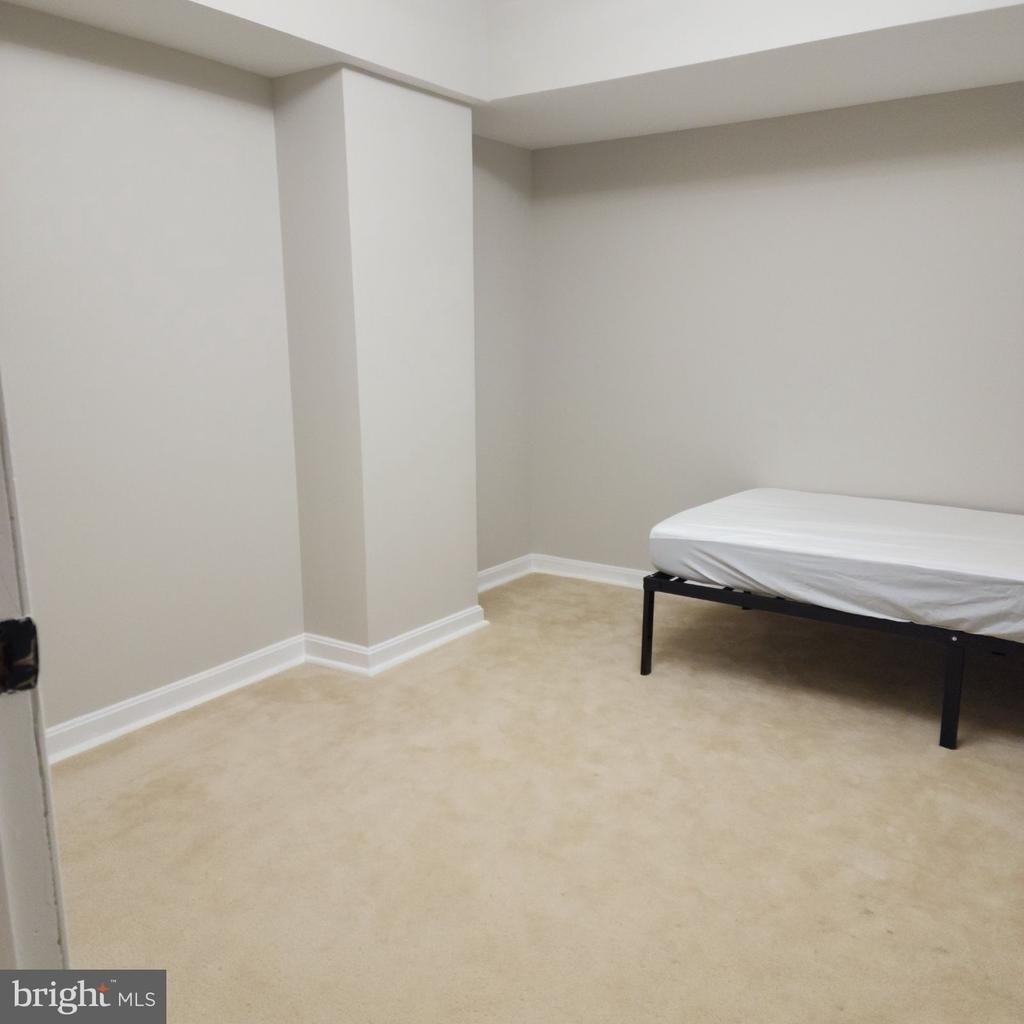 9016 Okeith Court - Photo 5