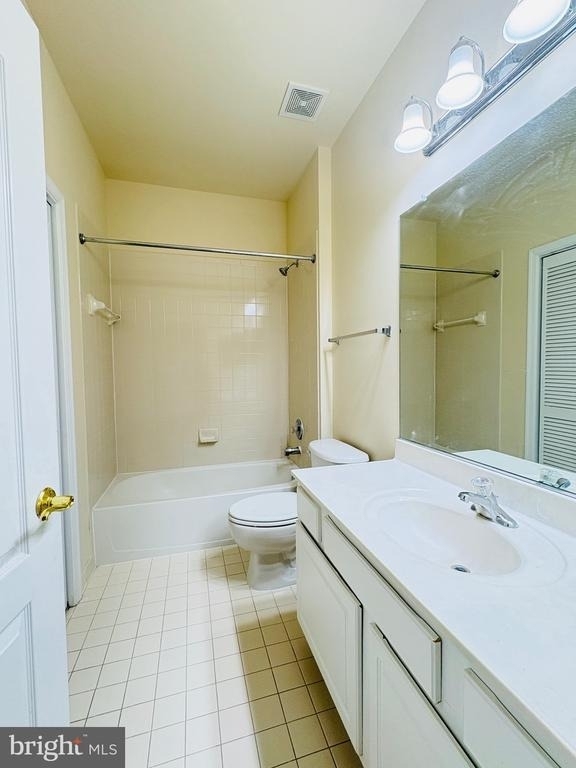 4651 Carisbrooke Lane - Photo 7