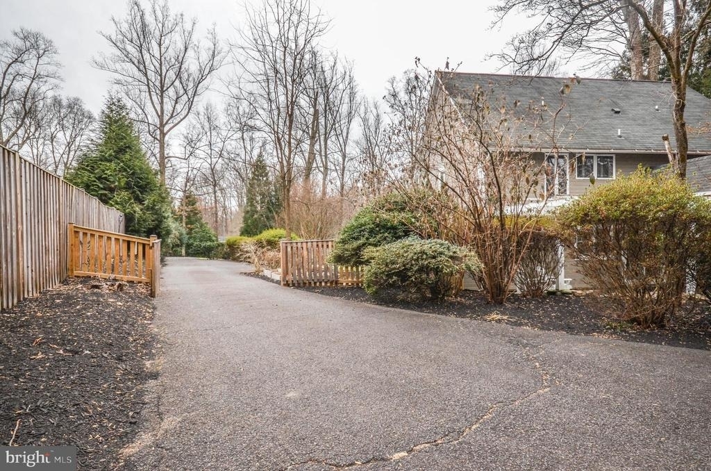 9108 Weant Drive - Photo 43