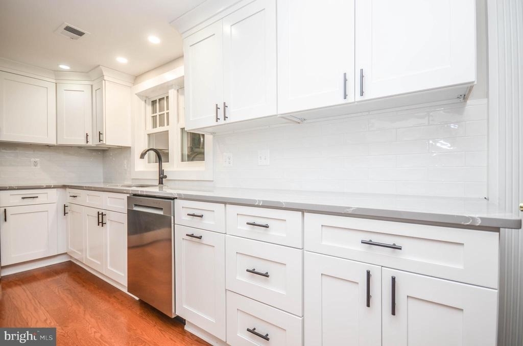 9108 Weant Drive - Photo 15