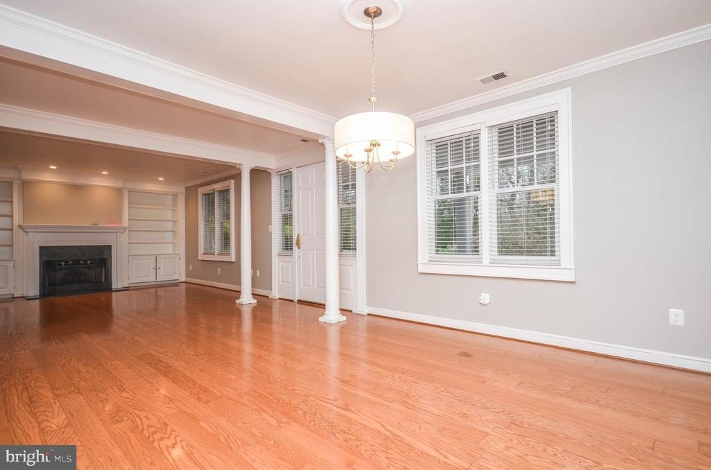 9108 Weant Drive - Photo 10
