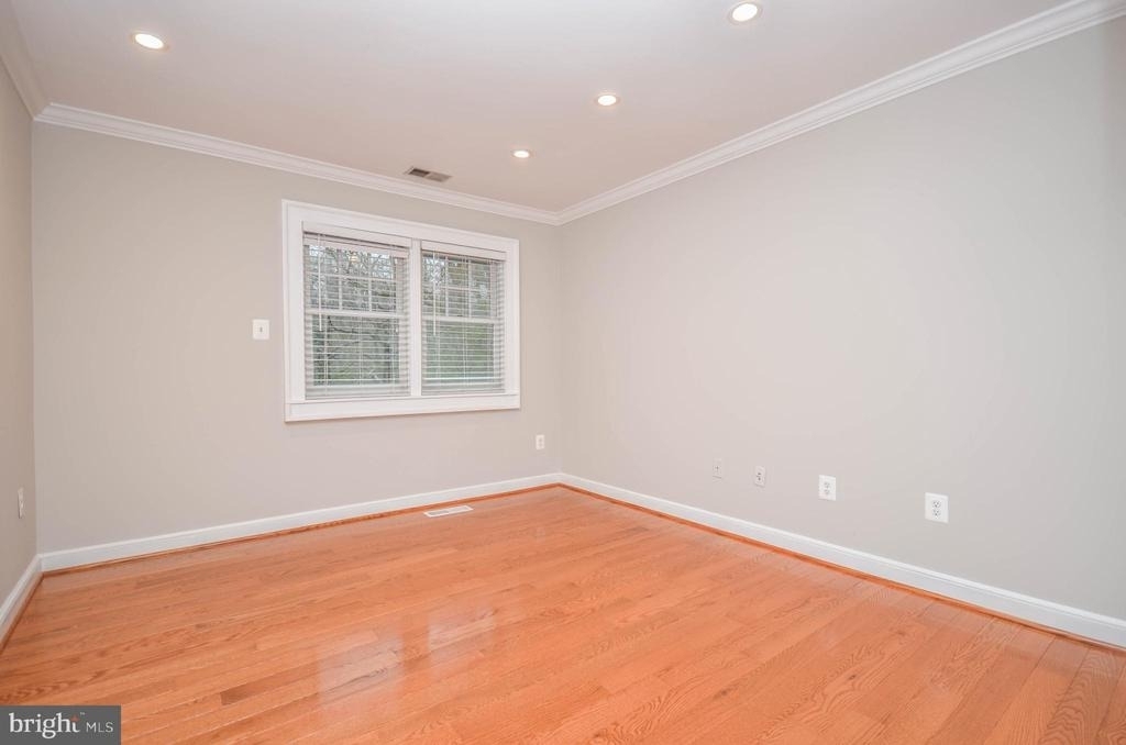 9108 Weant Drive - Photo 22