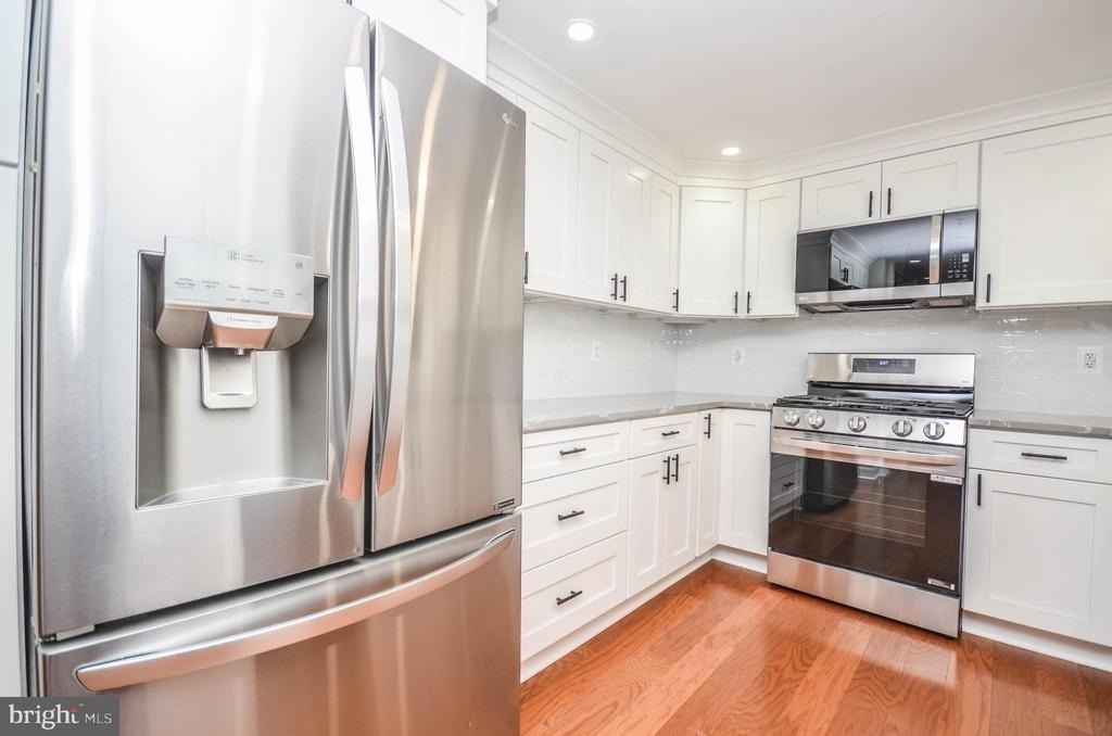 9108 Weant Drive - Photo 16