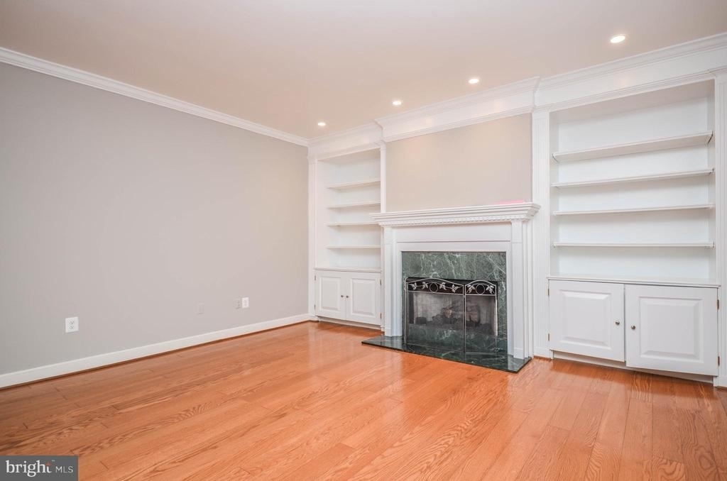 9108 Weant Drive - Photo 4