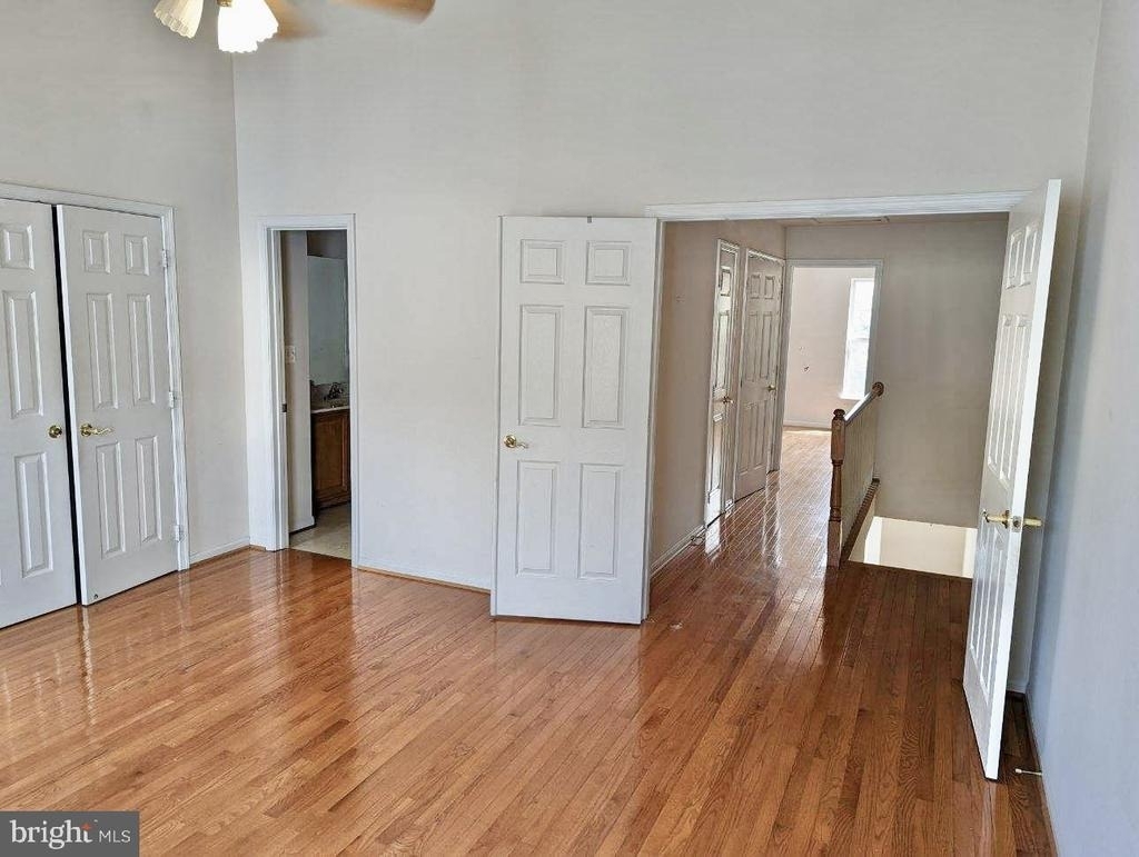 6984 Cromarty Drive - Photo 9