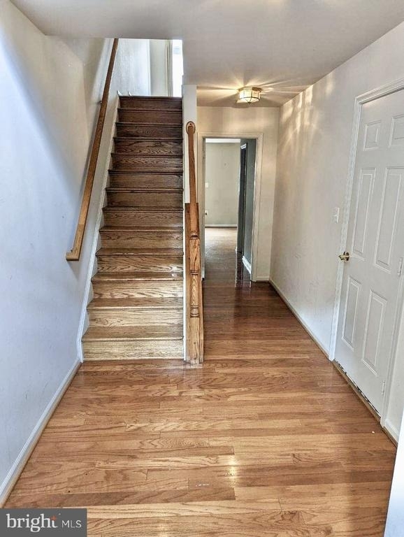 6984 Cromarty Drive - Photo 5