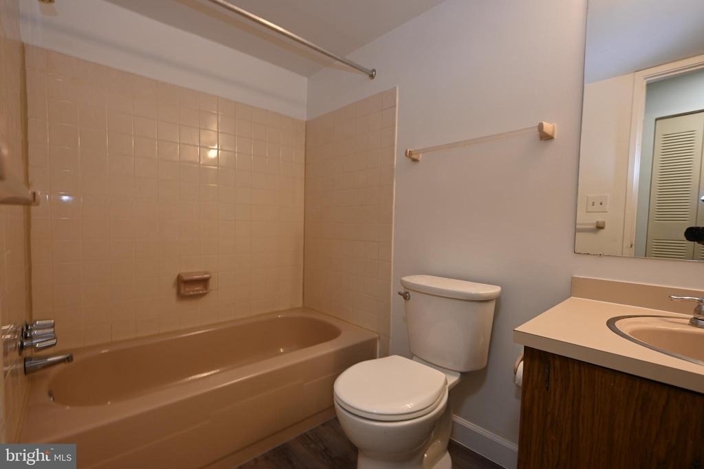 4404 Island Place - Photo 11