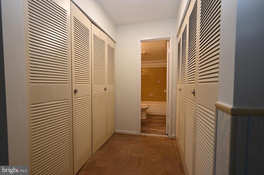 4404 Island Place - Photo 8