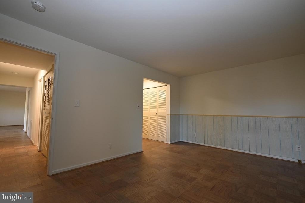 4404 Island Place - Photo 7