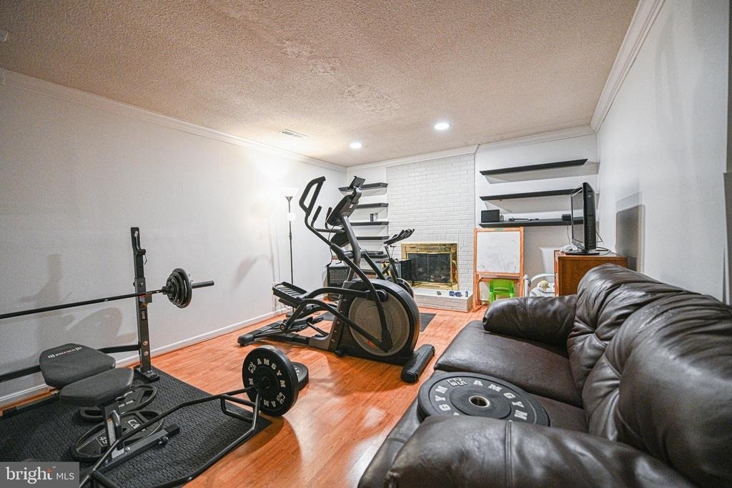 7377 Montcalm Drive - Photo 26