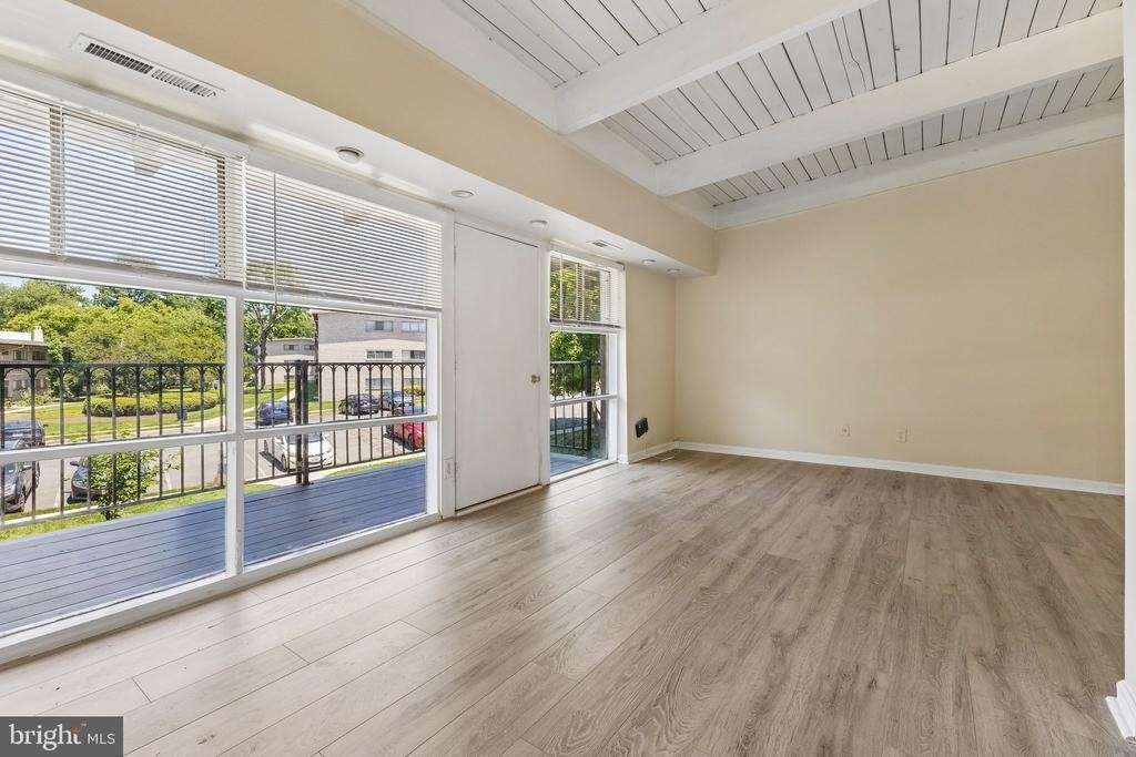 4901 Americana Drive - Photo 12