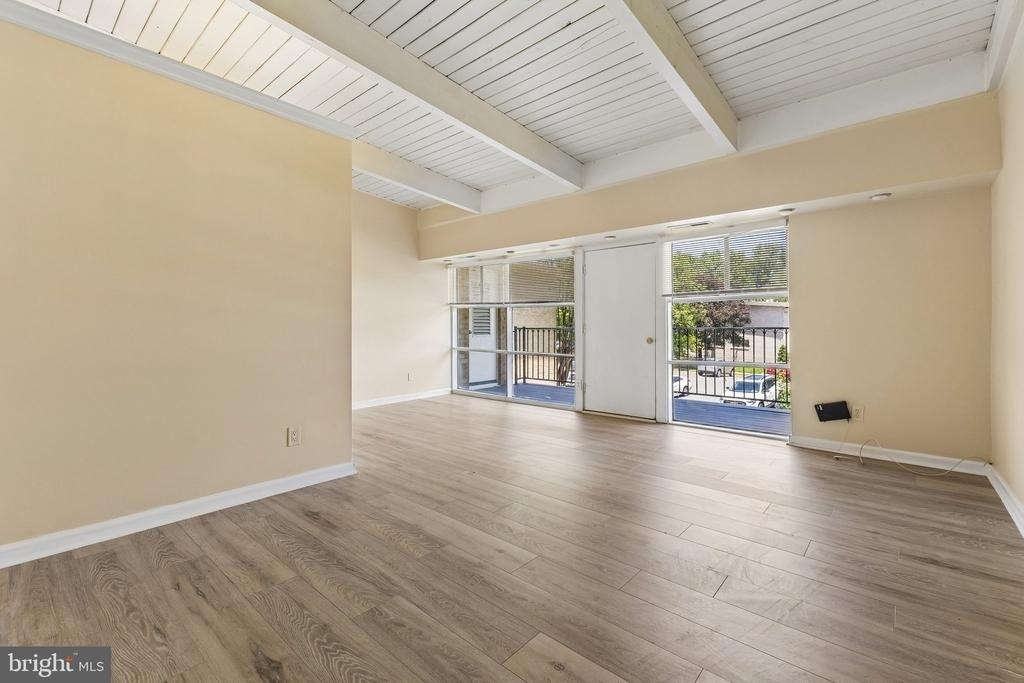 4901 Americana Drive - Photo 7