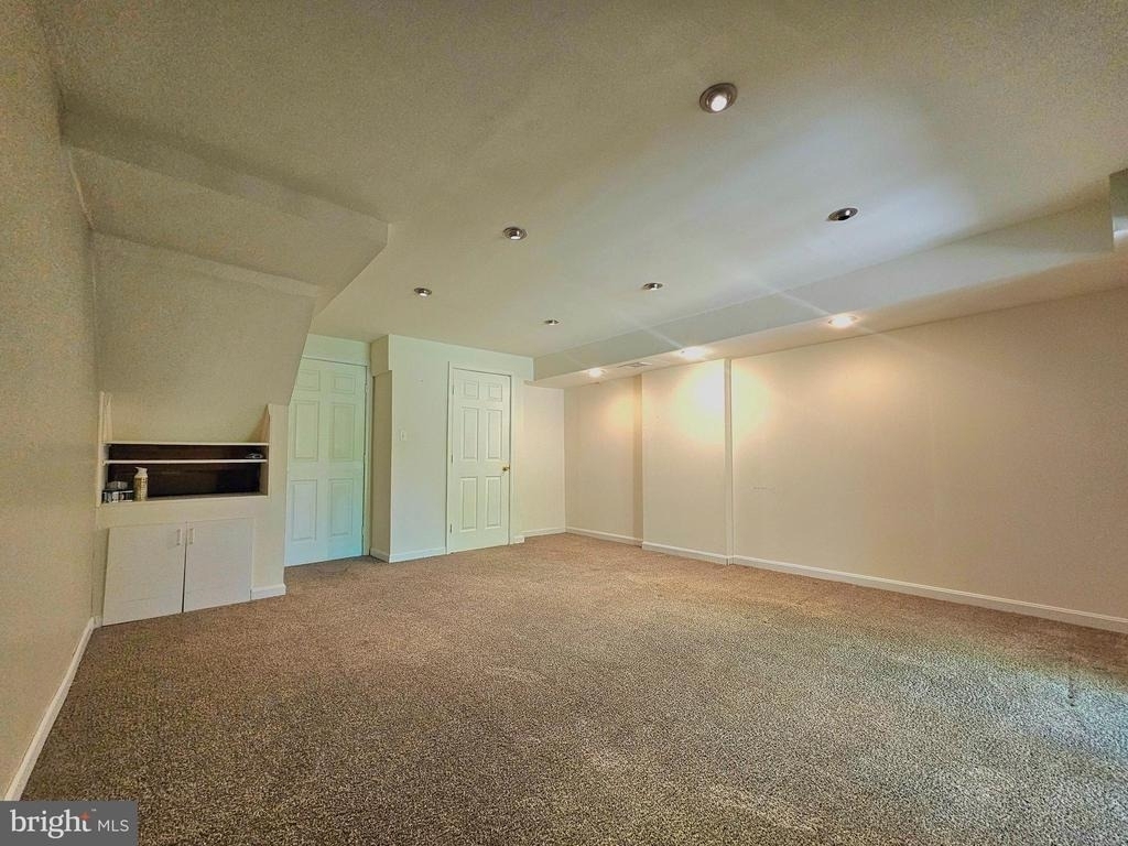 7664 Northern Oaks Court - Photo 21