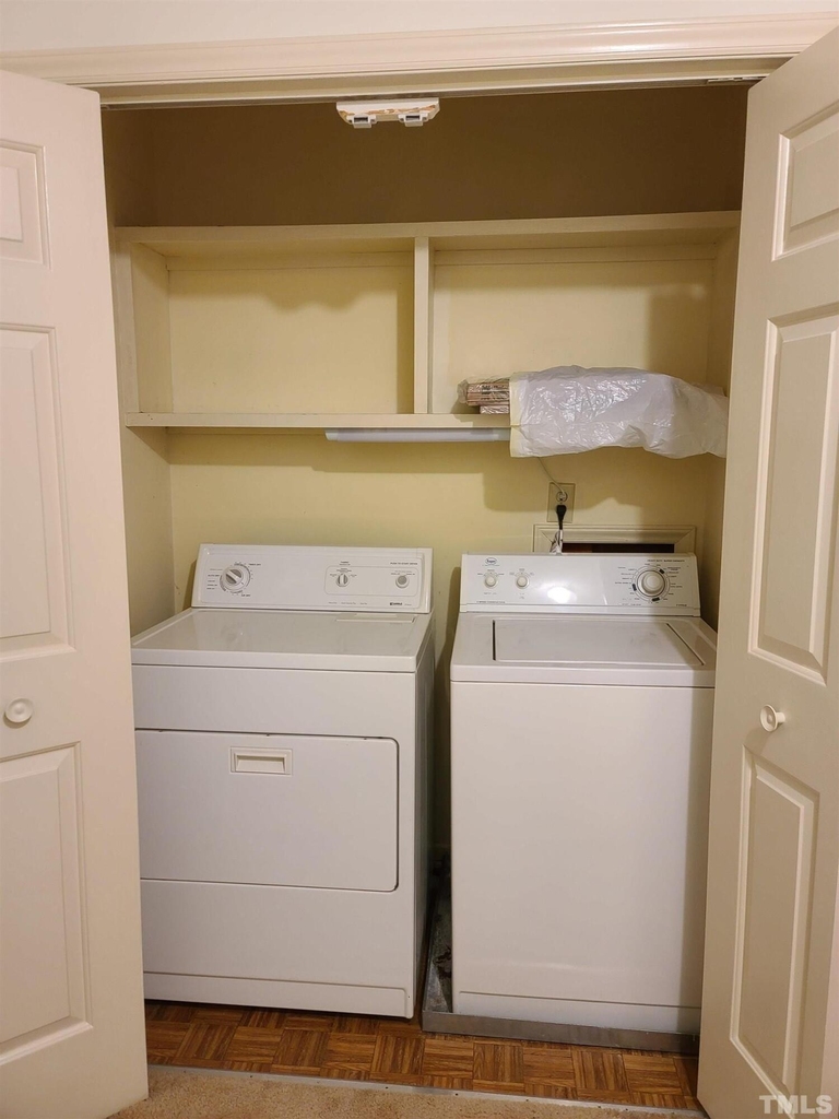 6416 Meadow View Drive - Photo 36