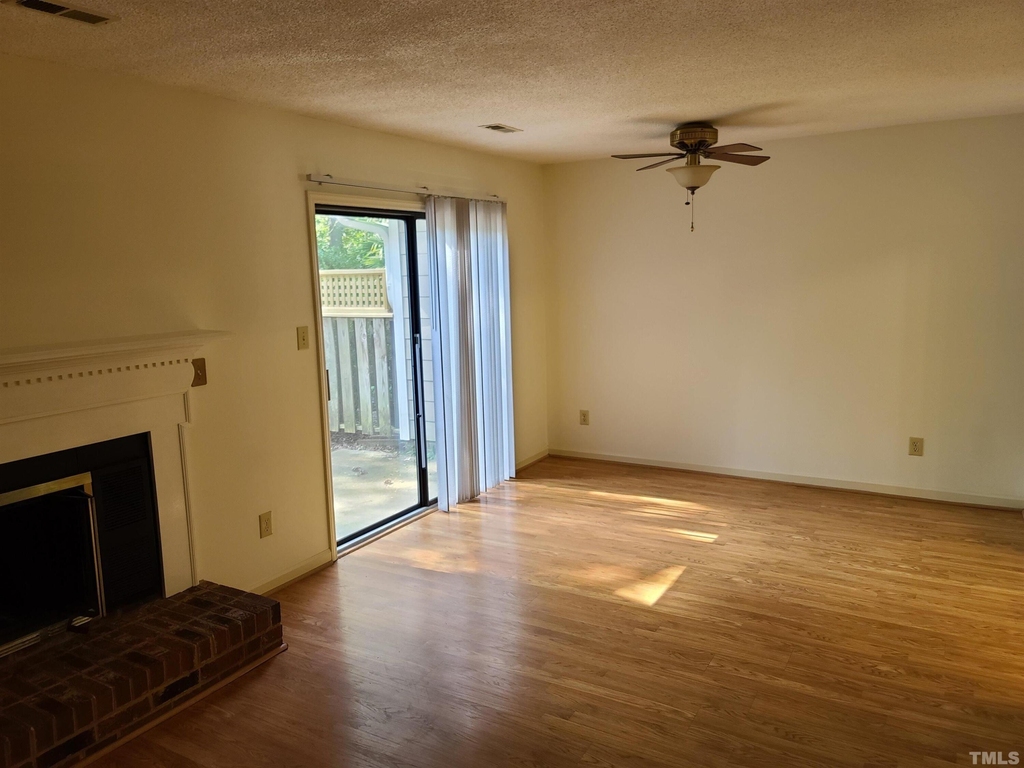 6416 Meadow View Drive - Photo 19