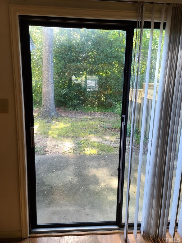 6416 Meadow View Drive - Photo 21