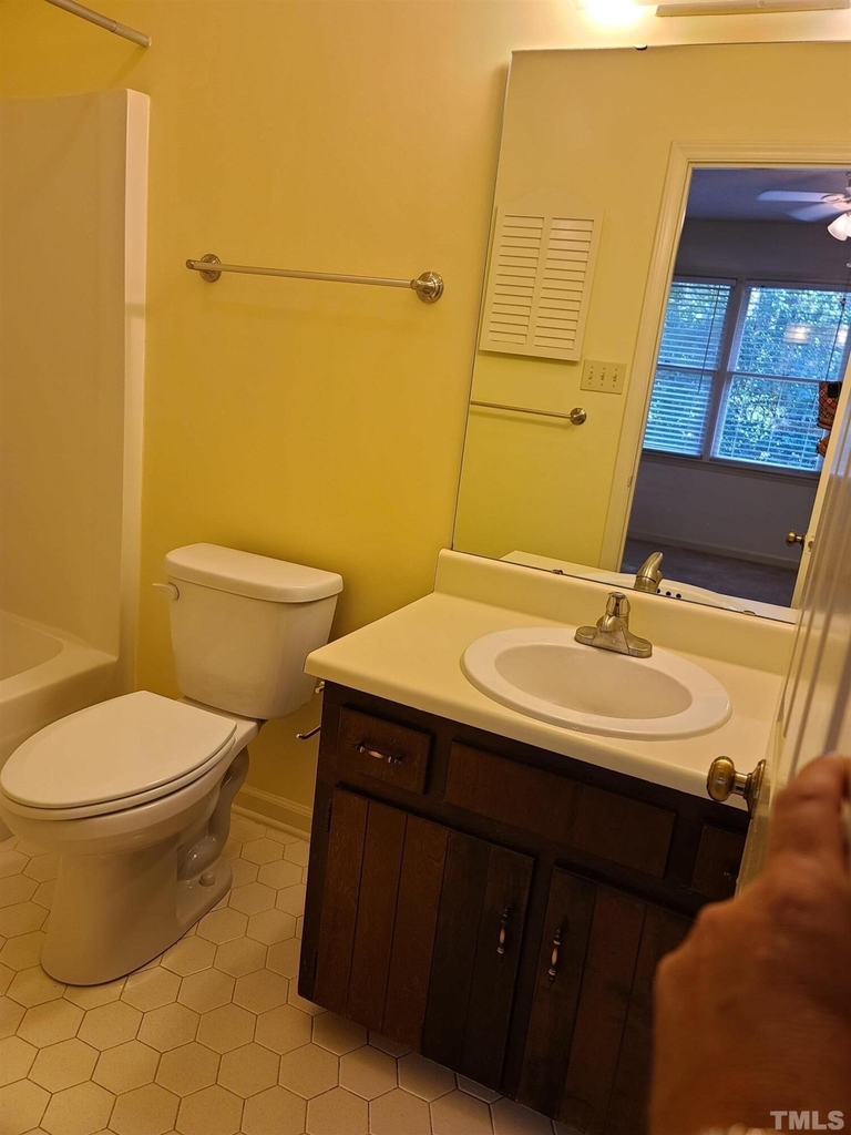 6416 Meadow View Drive - Photo 33