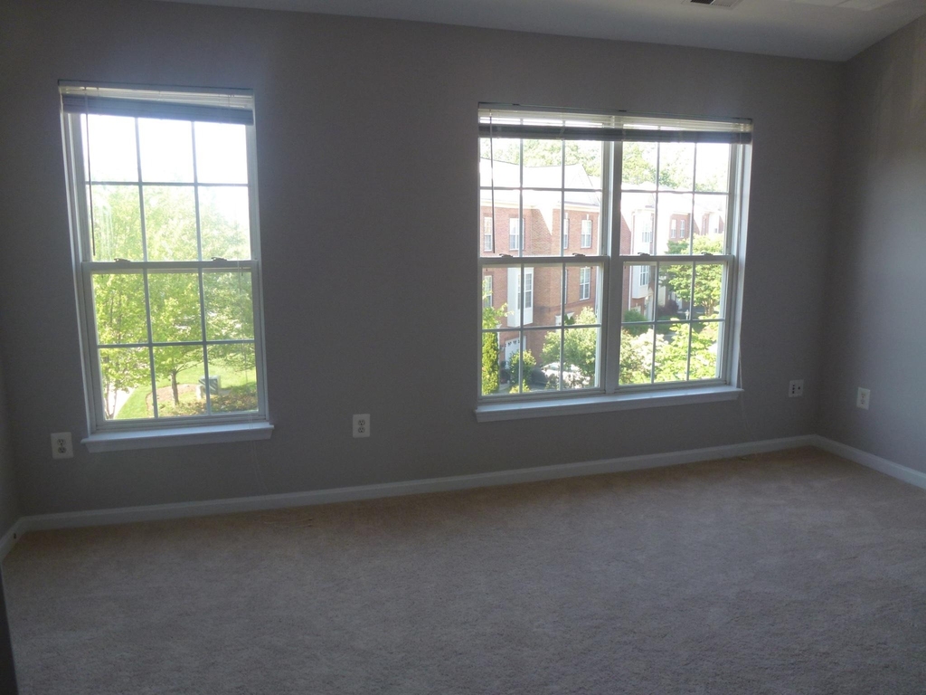 13125 Park Crescent Circle - Photo 13