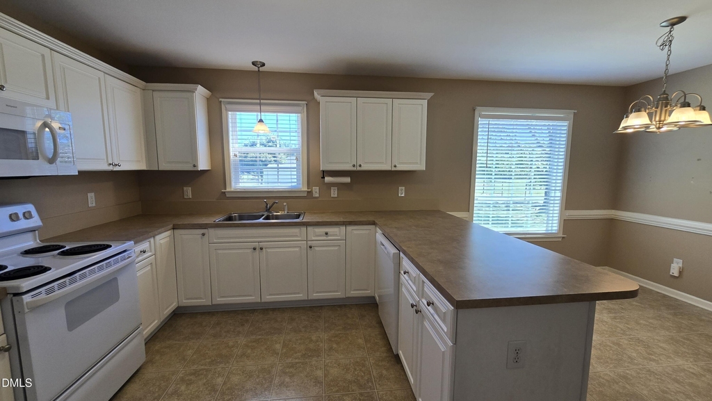 100 Jesse Drive - Photo 9