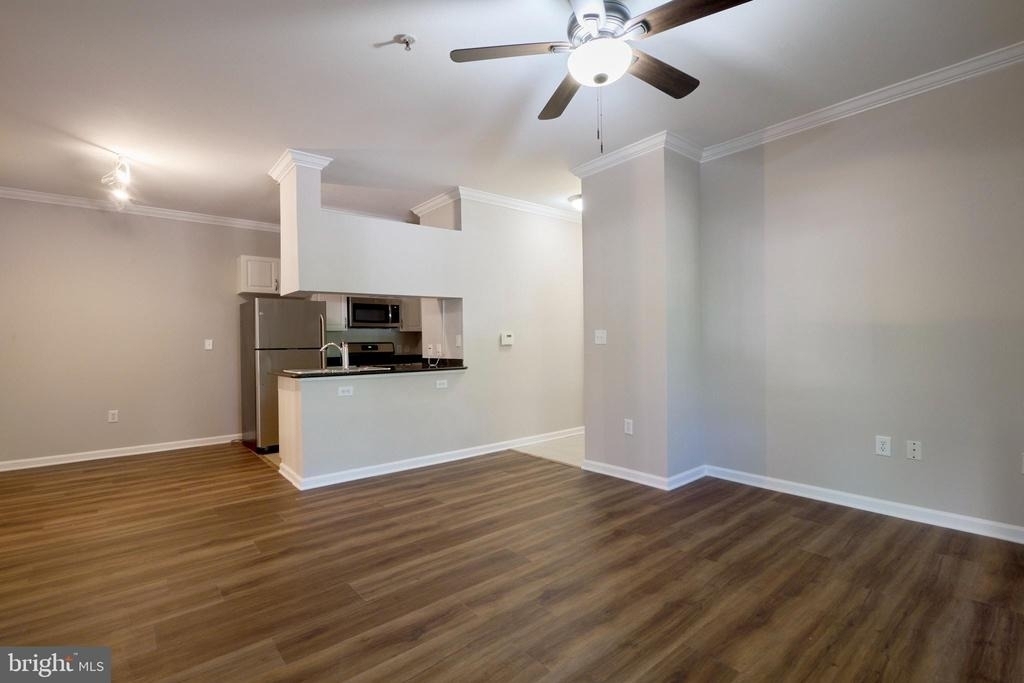 12144 Garden Circle - Photo 2