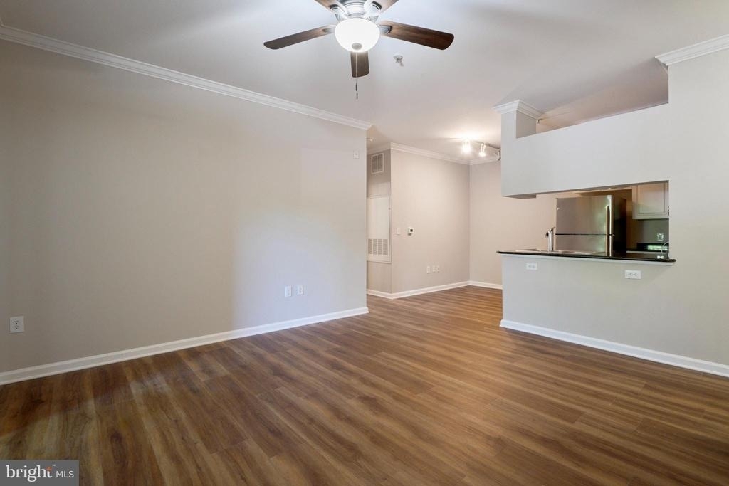 12144 Garden Circle - Photo 3