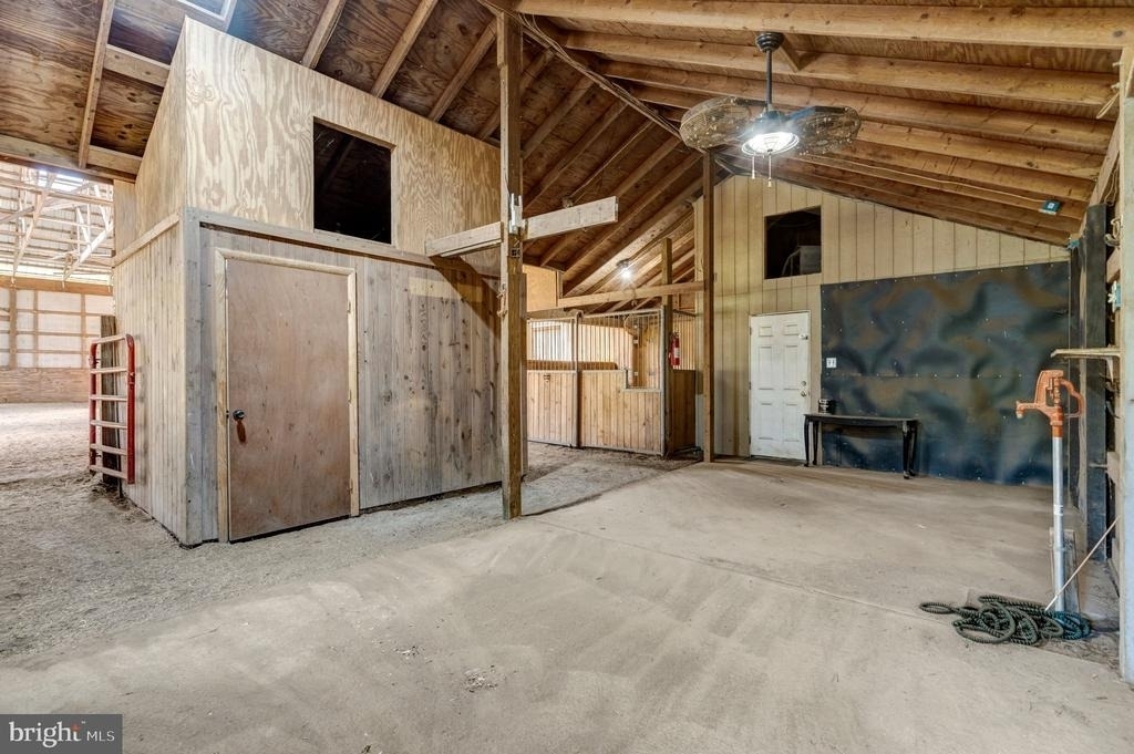 9253 Cliff Mills Road - Photo 16