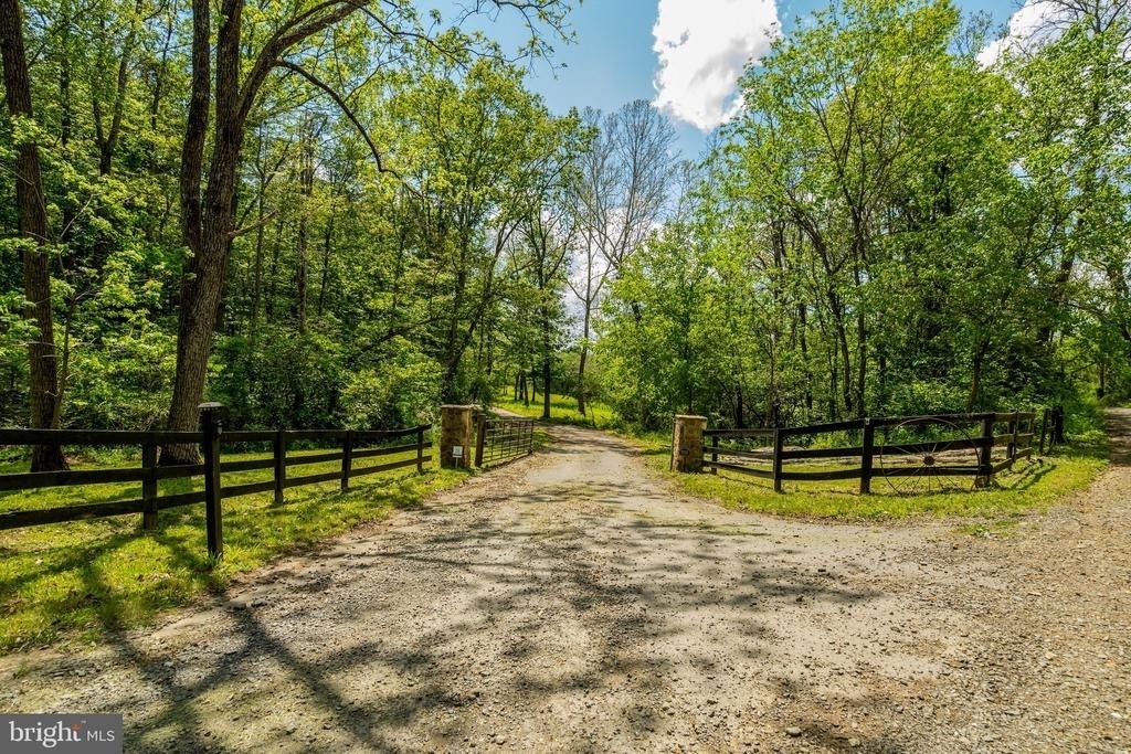 9253 Cliff Mills Road - Photo 1