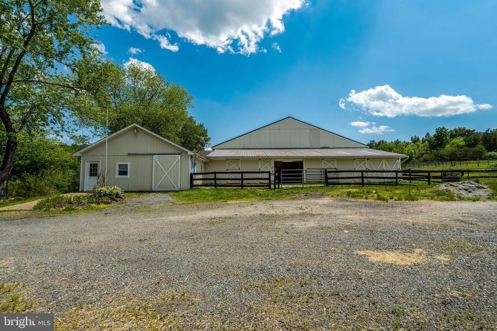 9253 Cliff Mills Road - Photo 28