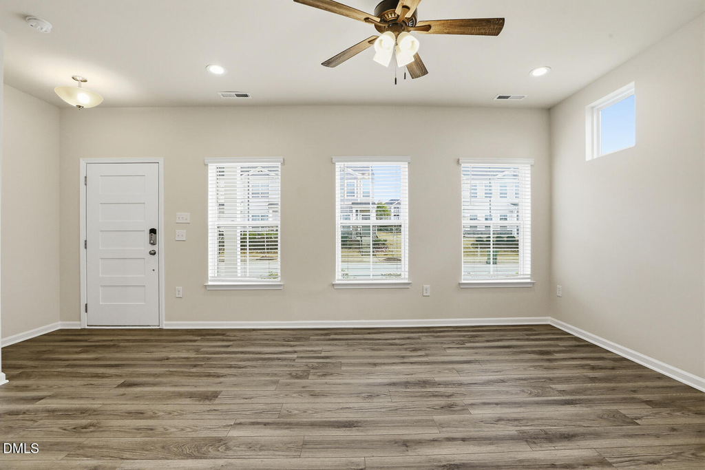 949 Robbie Jackson Lane - Photo 9