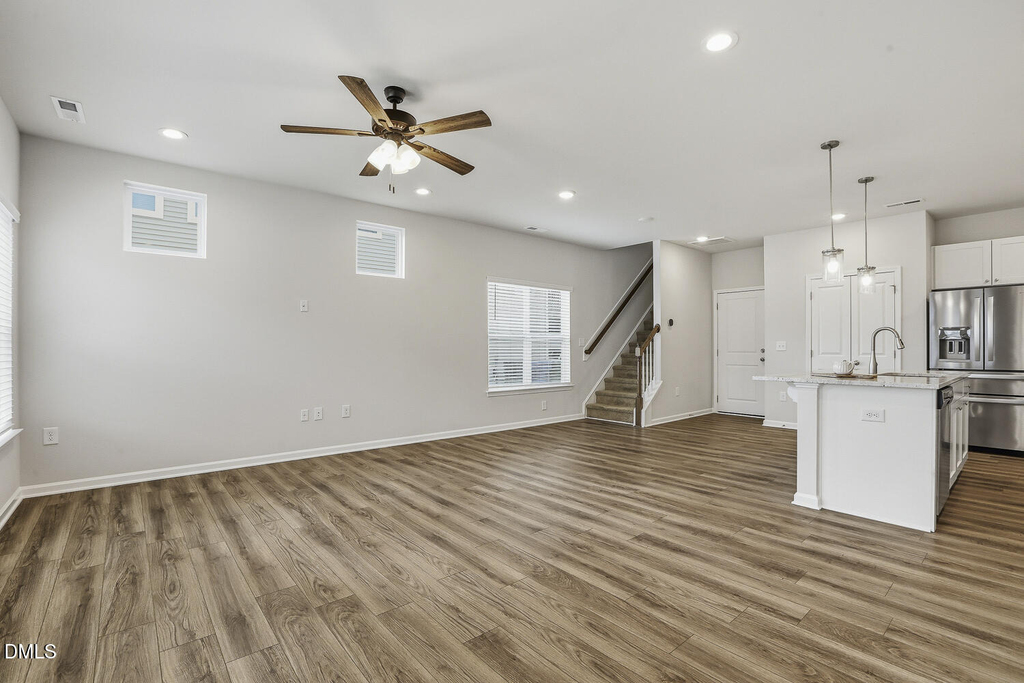 949 Robbie Jackson Lane - Photo 5