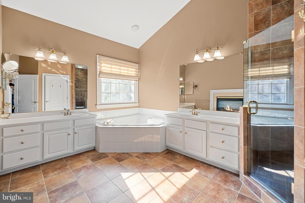 5237 Bessley Place - Photo 56