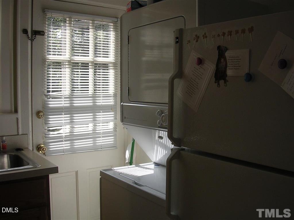 12 Henderson Street - Photo 6