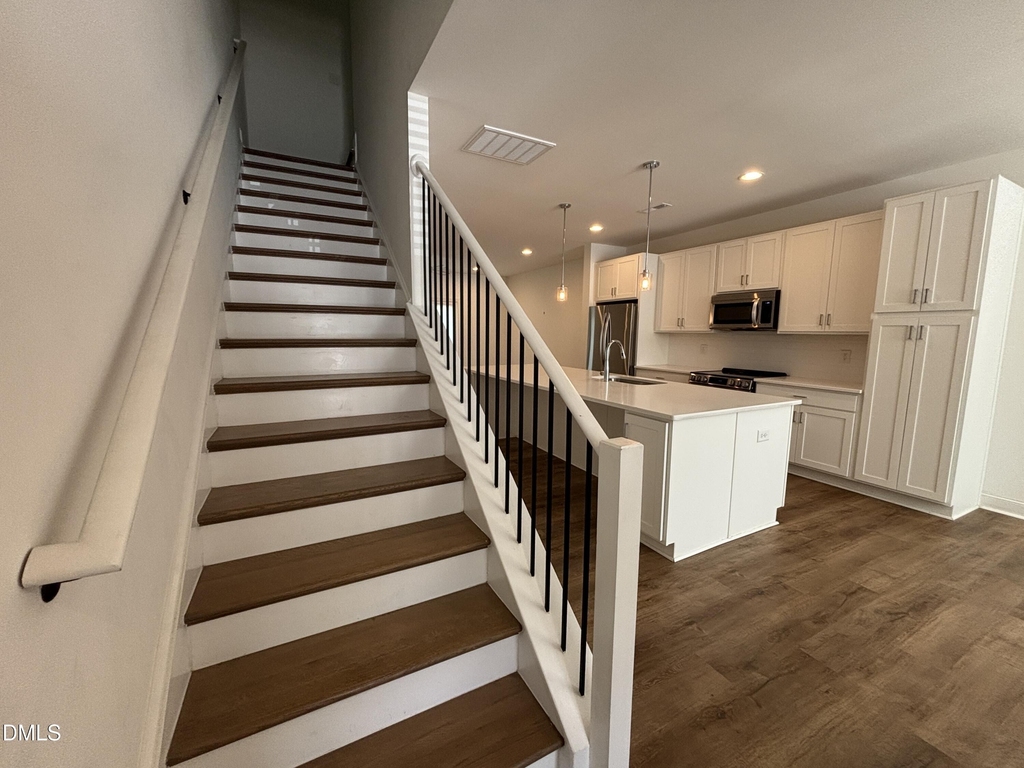 5710 Parker Pnes Court - Photo 3