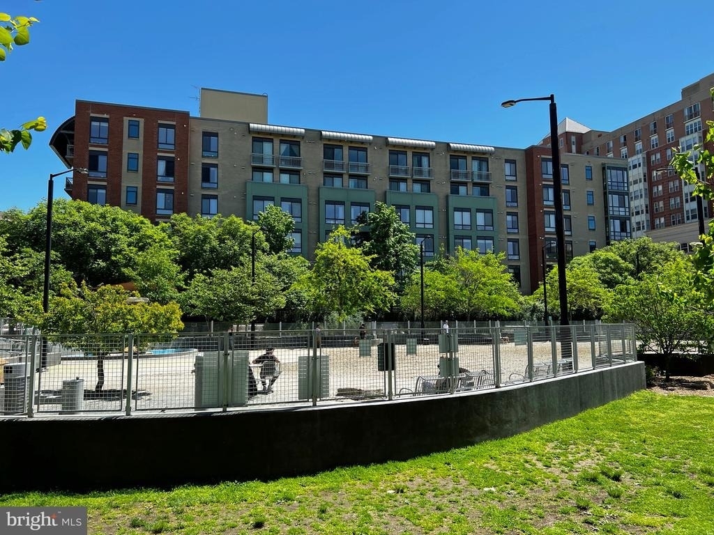 1200 N Hartford Street - Photo 22