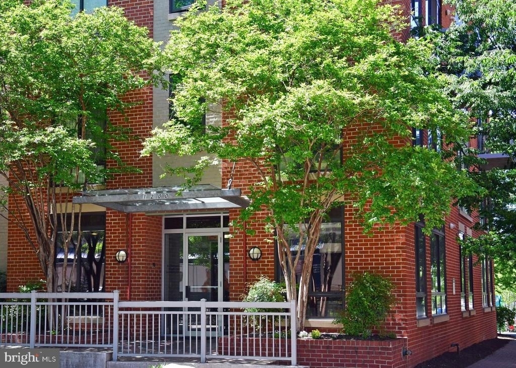 1200 N Hartford Street - Photo 19