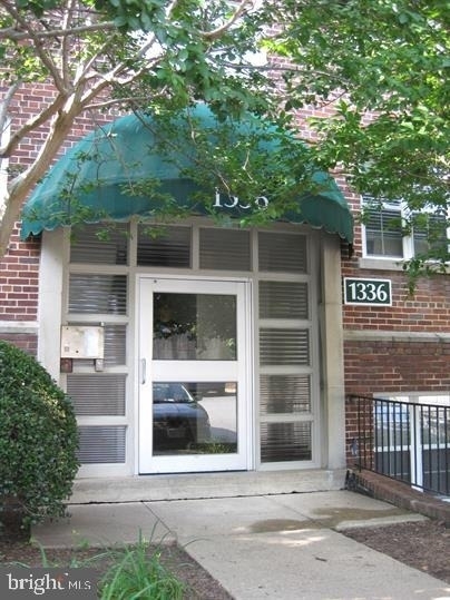 1336 N Ode Street - Photo 0