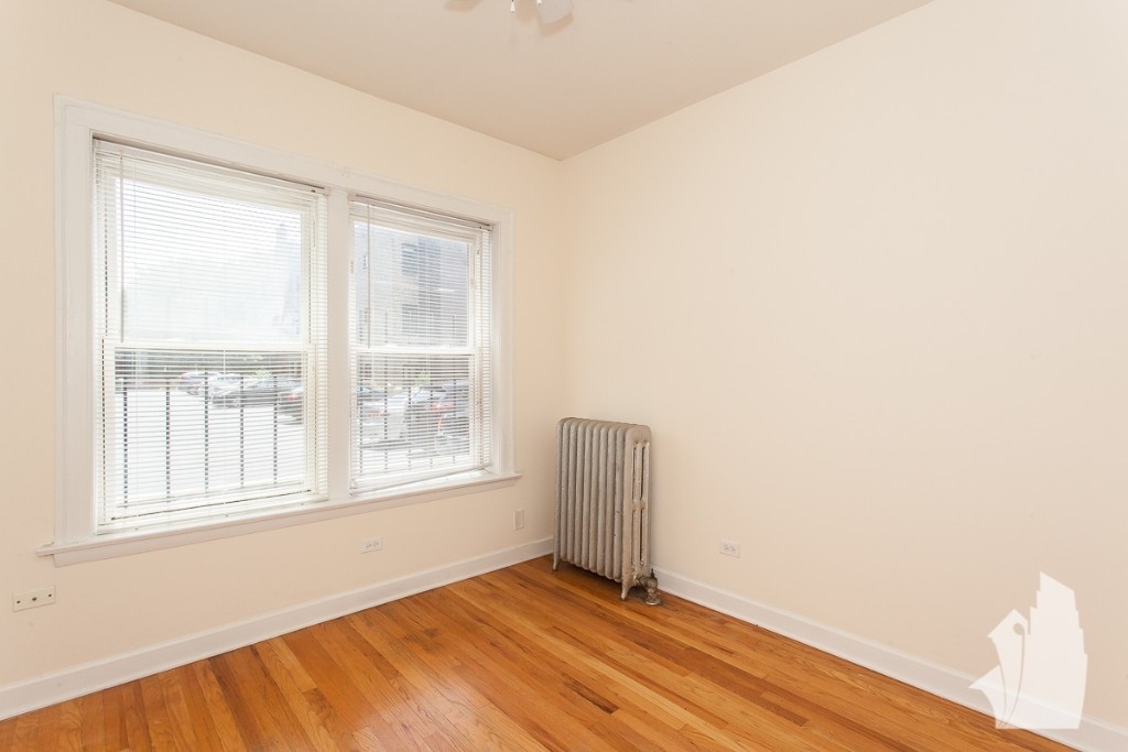 3912-3928 N Pine Grove Ave - Photo 6