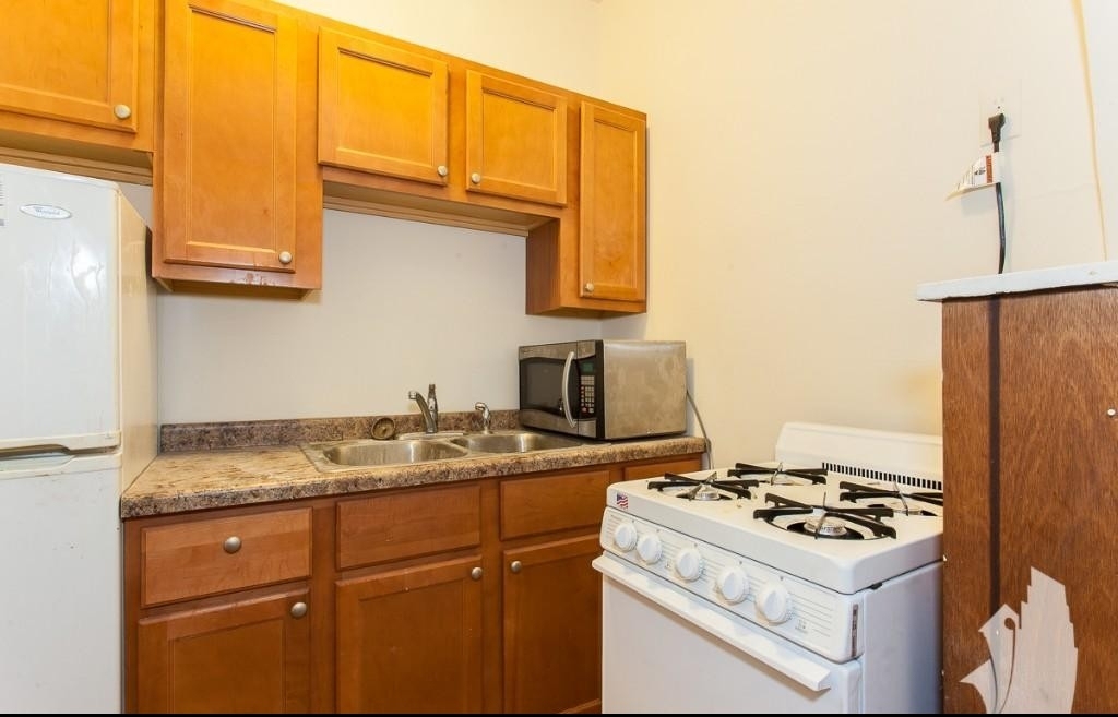 430-32 W Surf St - Photo 5